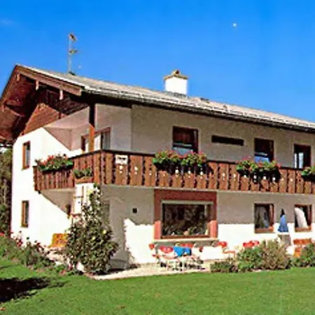 Haus Auzinger Apartment *